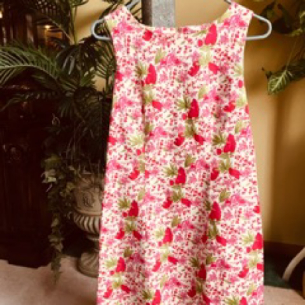 Cute size 8 white stag dress